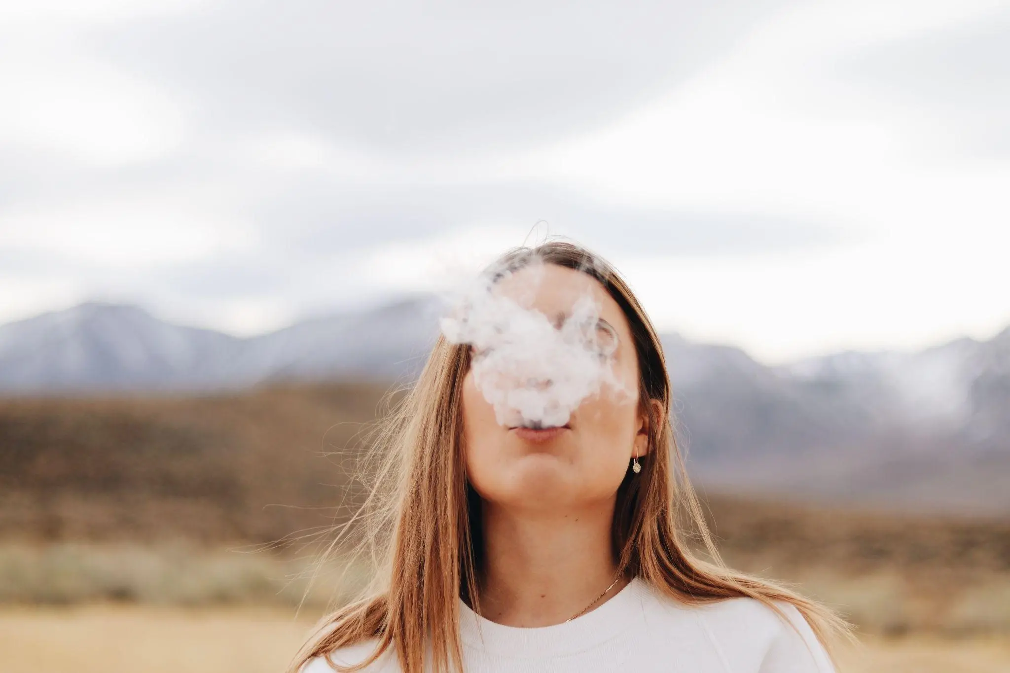 girl vaping