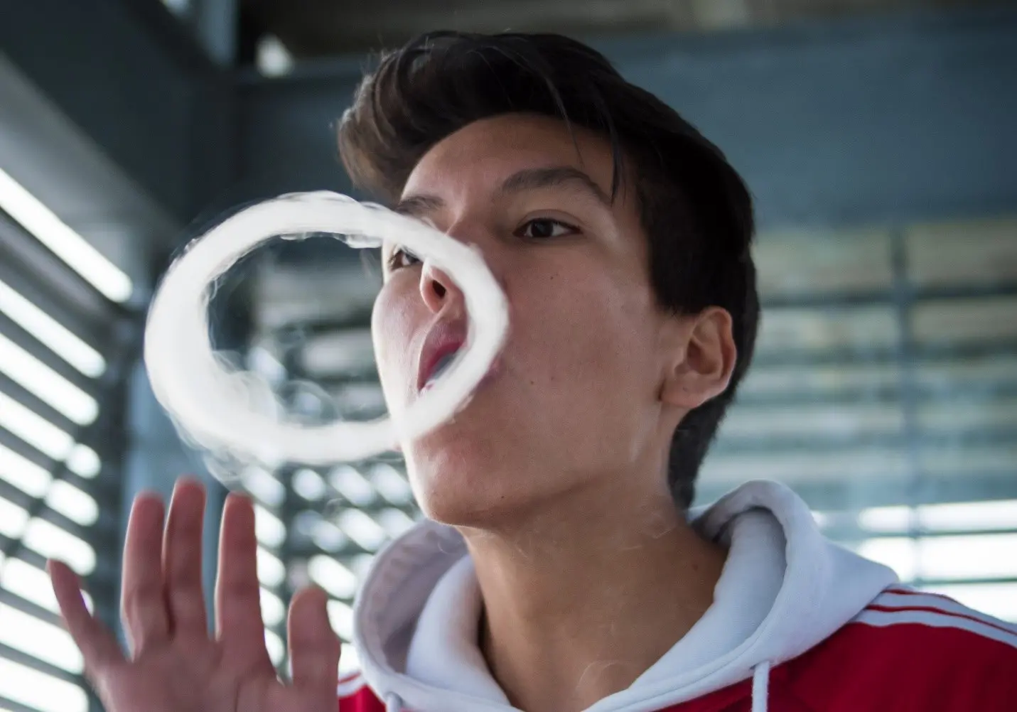Vape trick Smoke Rings